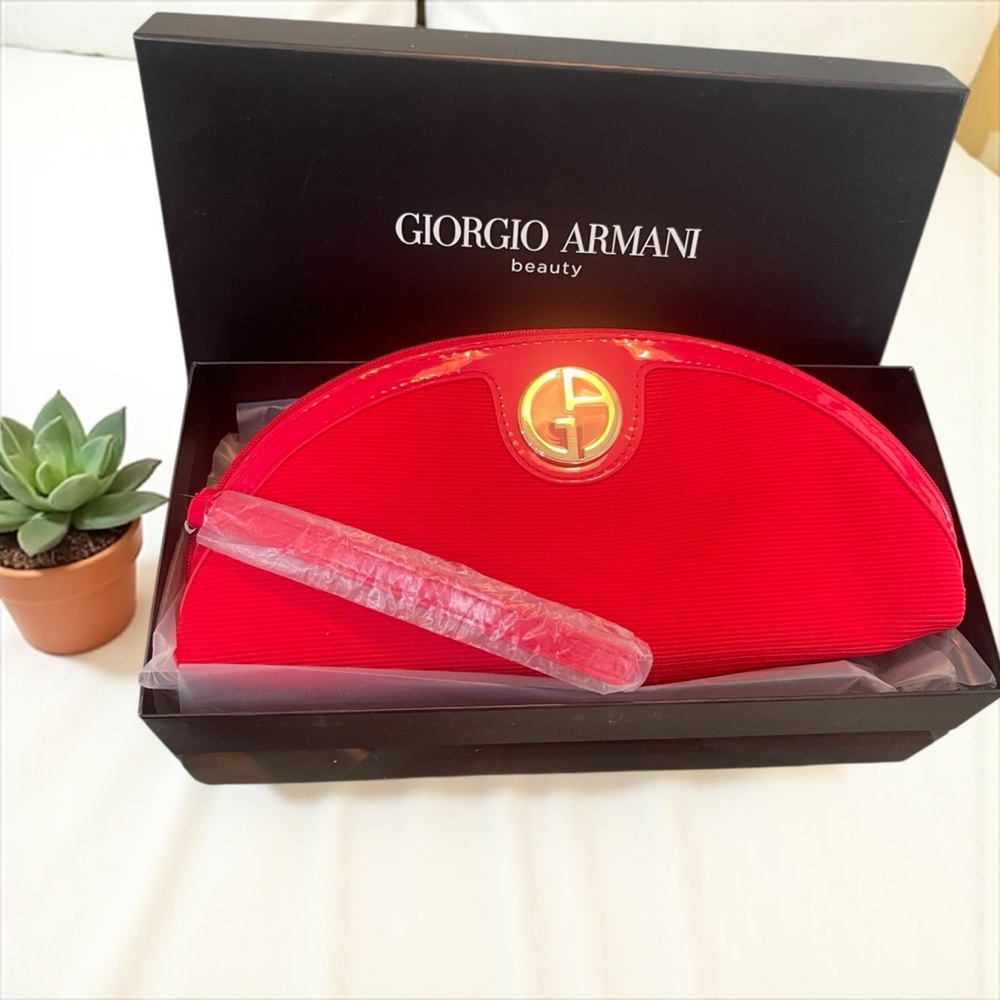 Giorgio Armani Vibrant Red Beauty Clutch bag